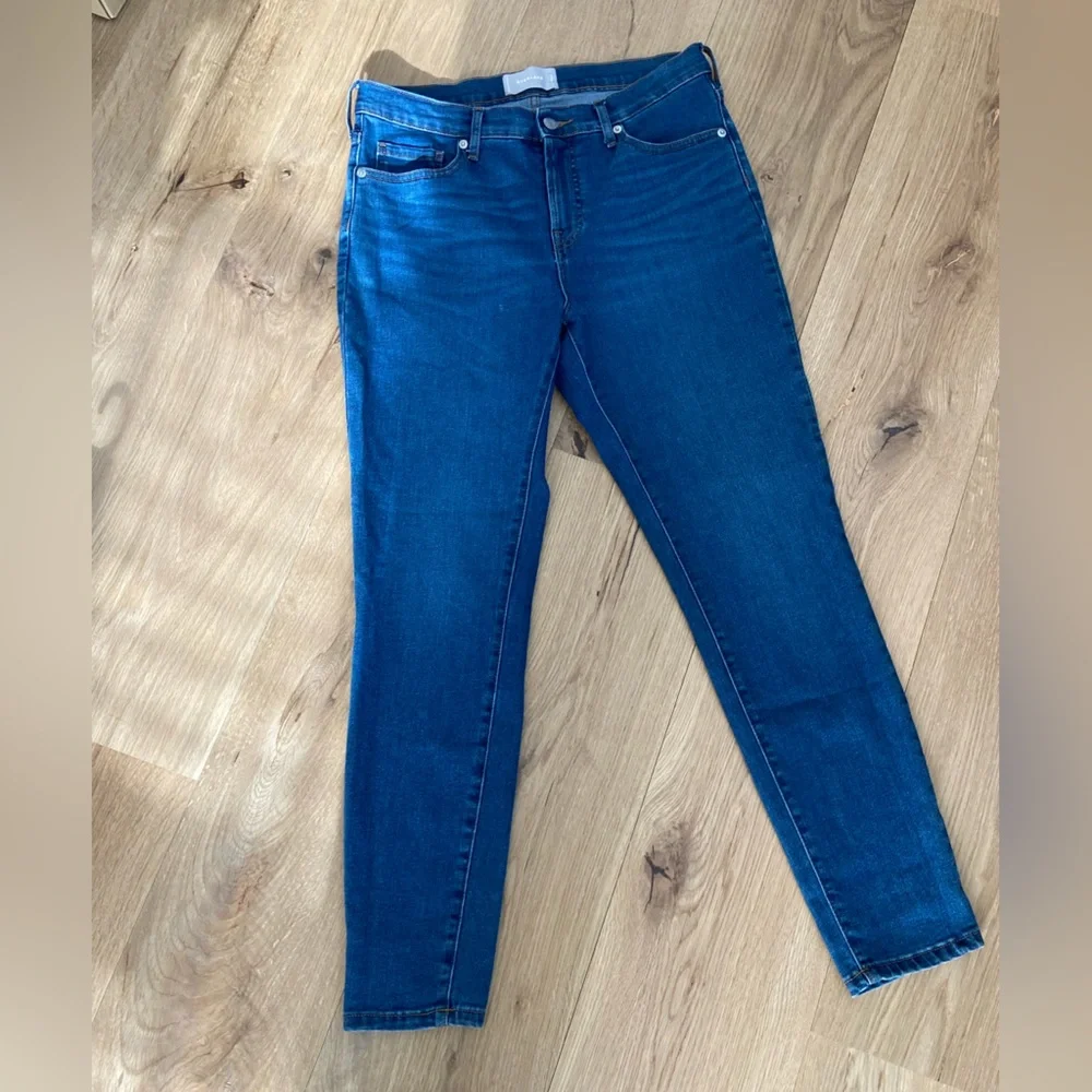 EVERLANE Skinny Jeans — Size 31 - Picture 2 of 11